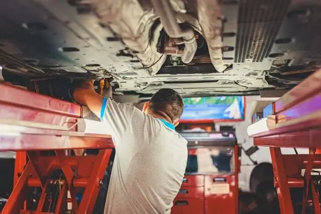 Imagen destacada: Talleres Mecánicos en Houston, TX: Reparación de autos cerca de mi ubicación